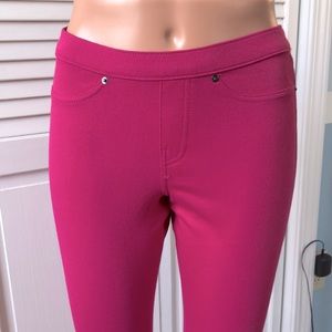 HUE Luster twill leggings